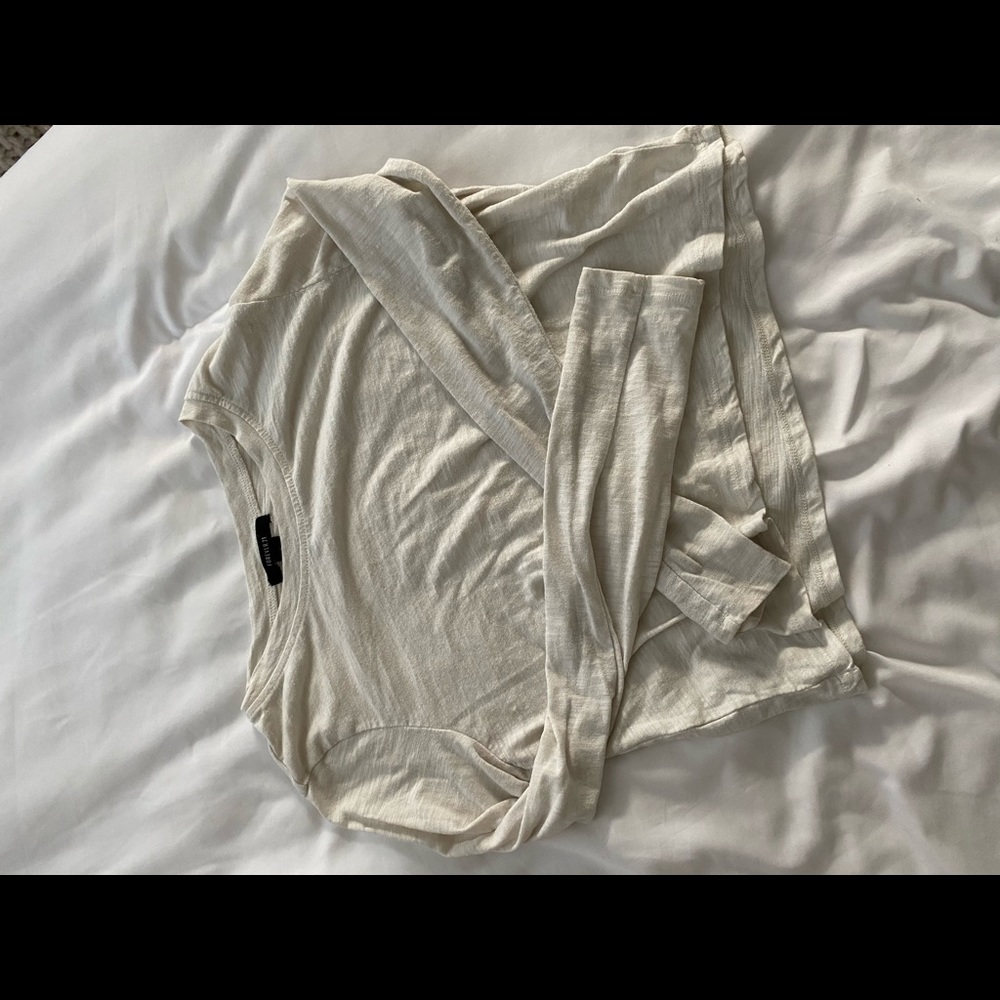 Cropped long sleeve